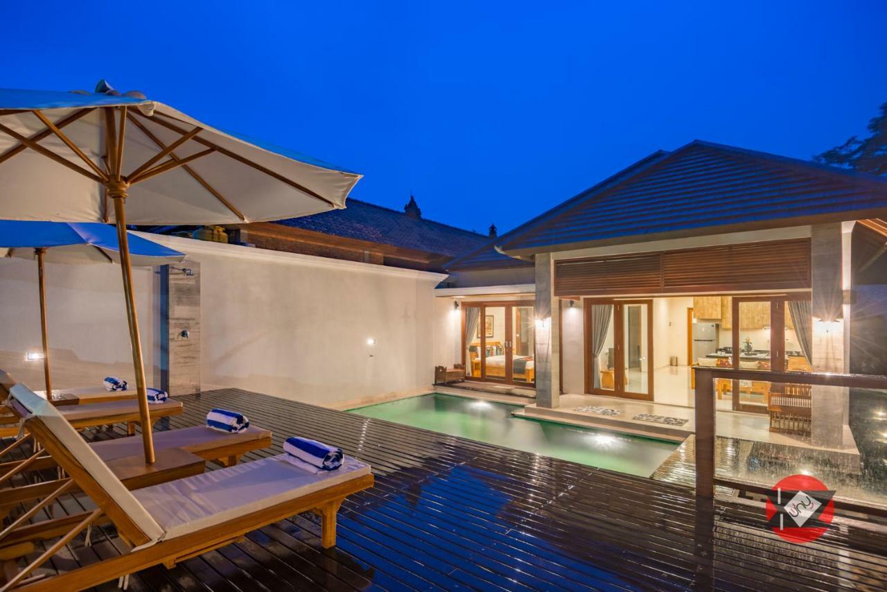 Villa Umah Galuh - Serene Tropical Escape - 3Br Private Pool Villa 우붓 외부 사진